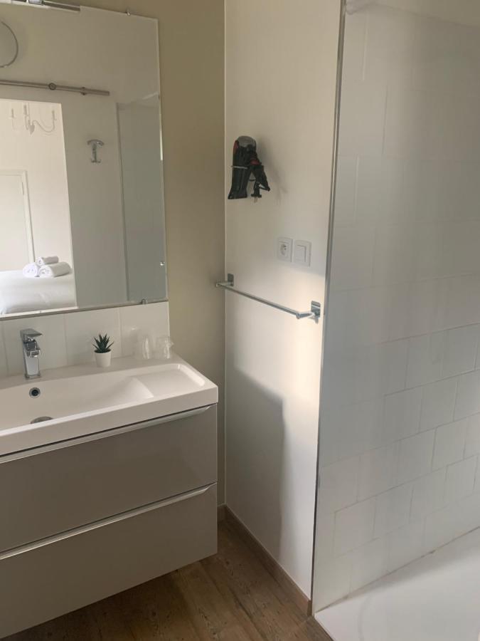 Le Patio, Chambres D Hotes Pour Adultes En Camargue, Possibilite De Naturisme A La Piscine, Aimargues Kültér fotó